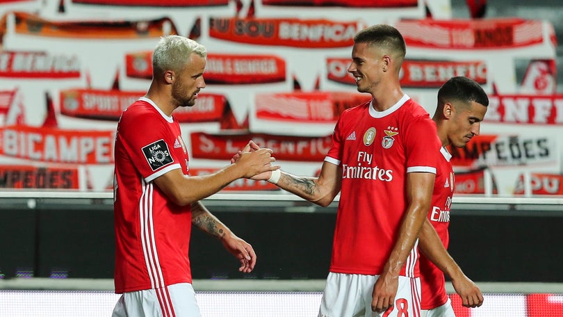 Benfica vence Sporting e atira leões para o quarto lugar da I Liga