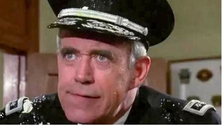 Imagem de Morreu George Ross Robertson
