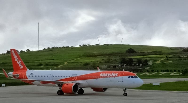 EasyJet já cancelou um voo para e do Porto Santo