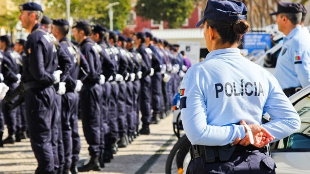 Imagem de MAI impõe números mínimos de mulheres nas forças de segurança