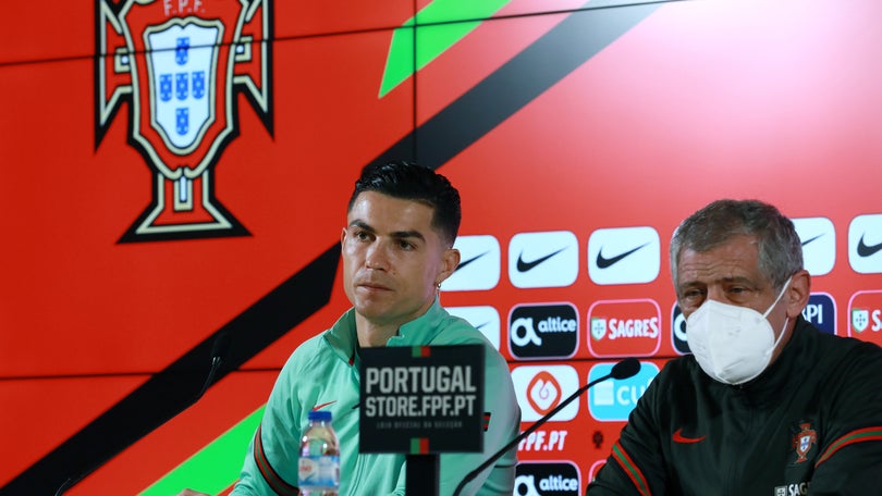Imagem de Fernando Santos pede entrega e espírito de sacrifício na final