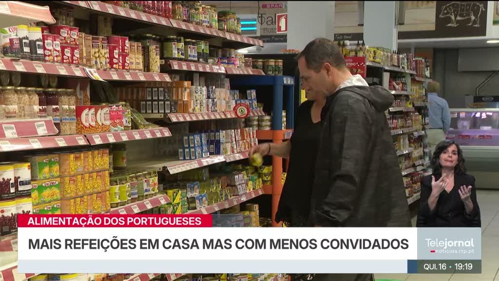 Portugueses fazem mais refeições em casa e convidam menos os amigos