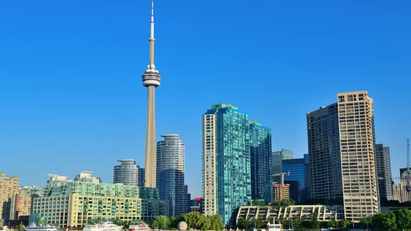 Imagem de Emigração portuguesa para o Canadá em 2021 foi a mais alta desde 2000