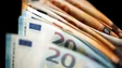 Euro recua para valor mais baixo desde janeiro