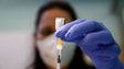 Cerca de 84% das pessoas com 65 ou mais anos vacinadas contra a gripe