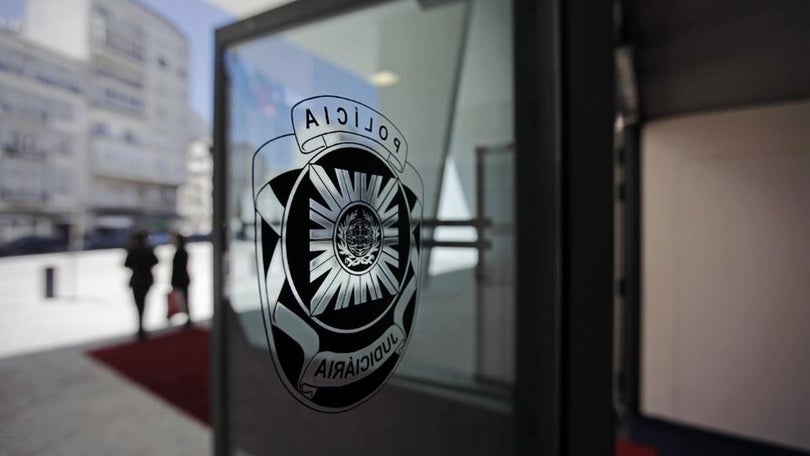 Imagem de PJ detém 2 homens indiciados pelo crime de rapto, em São Jorge