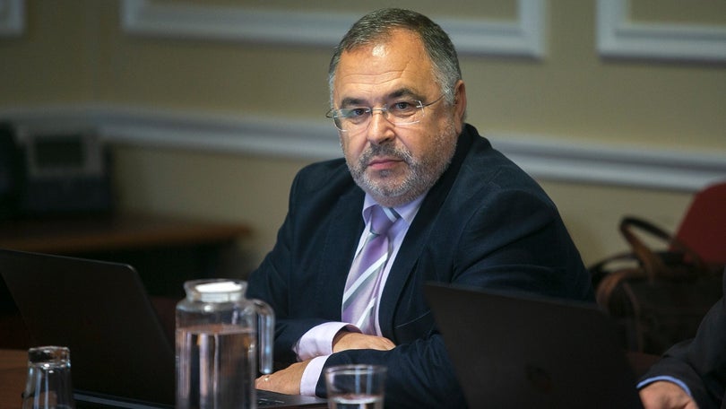 Imagem de Anuncia José Ávila