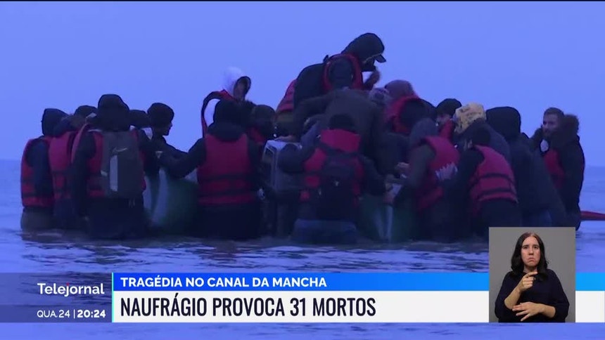 «Tragedia».  Decenas de migrantes mueren en naufragio en el Canal de la Mancha