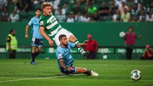 Imagem de Sporting garante a vitória a poucos segundos do fim