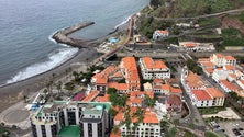 Imagem de Praia da Ribeira Brava com espaço para os mais novos (vídeo)