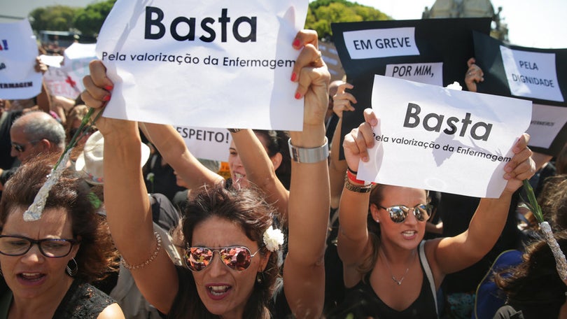 Imagem de Enfermeiros cancelam greve prevista para próxima semana