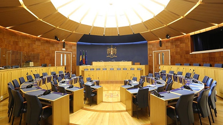 Governo de coligação toma posse hoje no parlamento regional