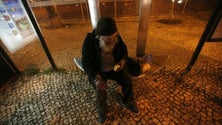 Imagem de Sem-abrigo manifestam-se segunda-feira junto a São Bento para exigir melhores condições de vida