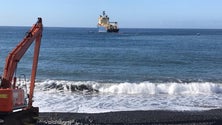 Imagem de Cabo submarino é ligado esta sexta-feira