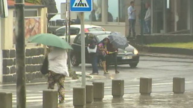 Imagem de Mau tempo: Tempestade tropical Theta perdeu intensidade e está a afastar-se da Madeira