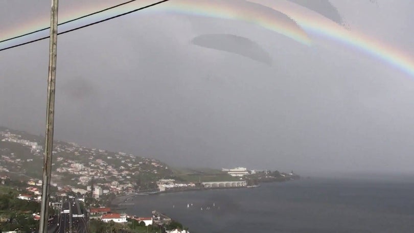 Imagem de Fraca visibilidade e vento condicionam movimento no Aeroporto da Madeira
