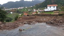 Imagem de Água abriu clareira nas zonas altas de Ponta Delgada