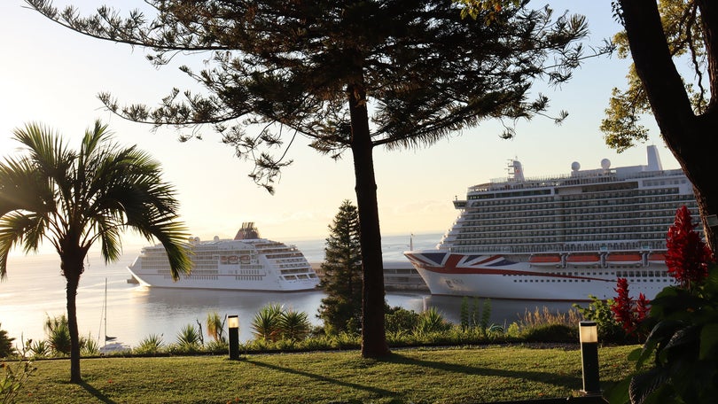 Imagem de Cruzeiros trazem quatro mil turistas