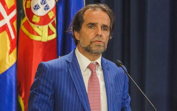 Poltica