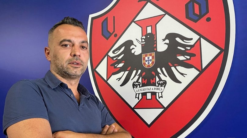 Imagem de Madeirense treinador da Oliveirense