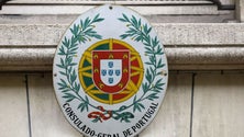 Imagem de Consulados de Londres e Manchester reforçados com mais funcionários