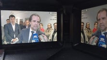 Imagem de Albuquerque diz que questionário de verificação prévia é «uma palhaçada»