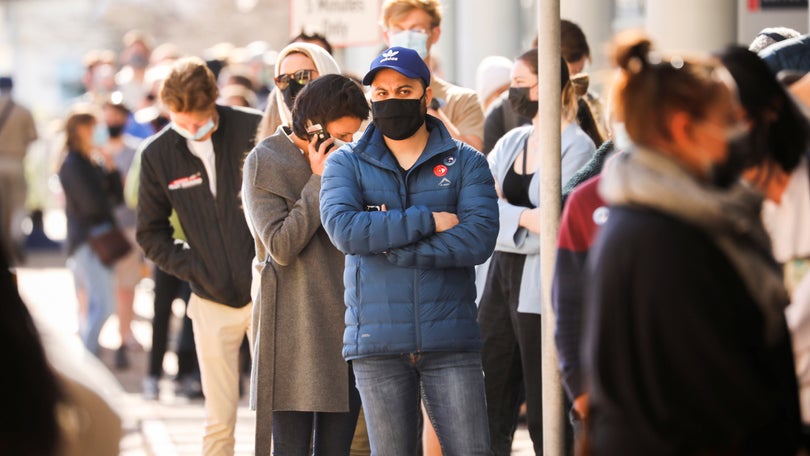 Imagem de OMS alerta que pandemia «ainda não acabou»