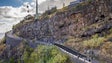 Imagem de Limpeza de escarpa obriga a fecho de rua no Funchal (vídeo)