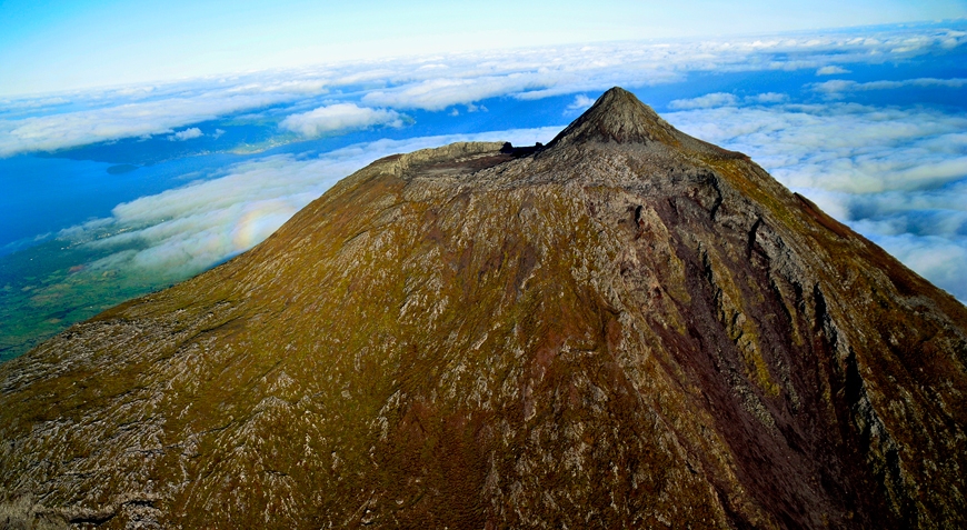 Guias alertam para excesso de turistas na Montanha do Pico (Som