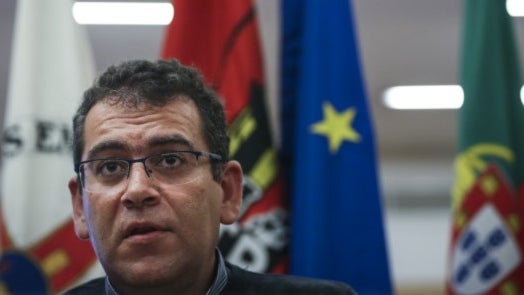 Imagem de Funcionários públicos vão fazer «uma grande greve»