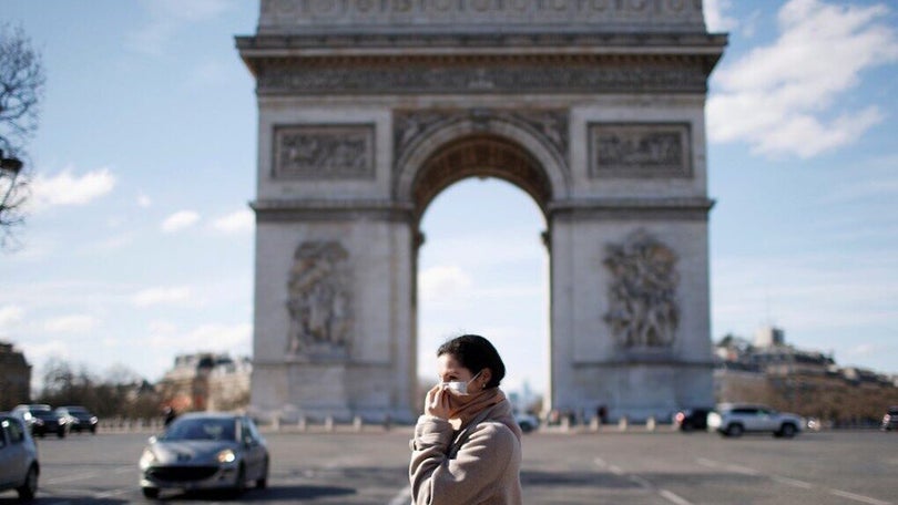 Covid-19: França regista 5.413 novos casos nas últimas 24 horas