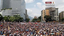 Imagem de Manifestações pró e contra regime de Maduro convocadas para hoje em Caracas