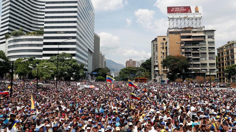 Manifestações pró e contra regime de Maduro convocadas para hoje em Caracas