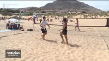 Imagem de 46 tenistas jogam na praia no Porto Santo (vídeo)