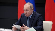 Imagem de Putin usa palavra «guerra» e EUA instam russo a «reconhecer a realidade»
