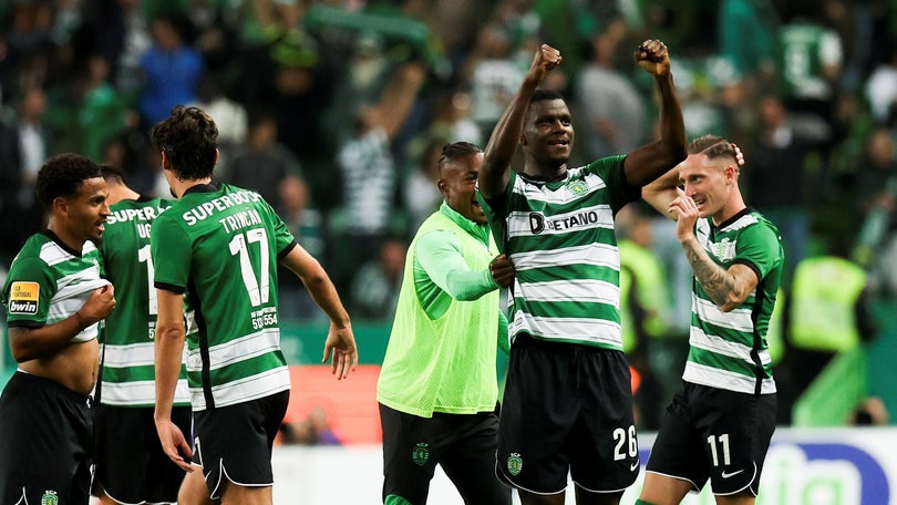 Imagem de Benfica arranca empate em Alvalade e adia festa