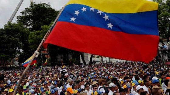 Arrancou campanha para as legislativas na Venezuela com divisões no chavismo e na oposição