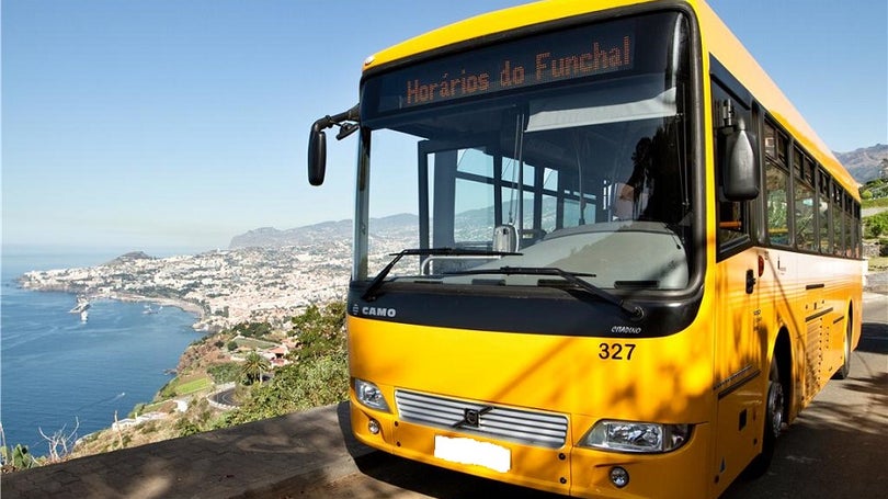 25% Dos turistas na Madeira usam transportes públicos