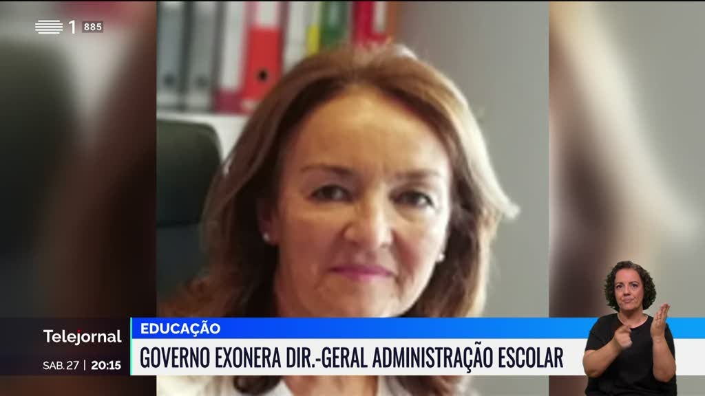 Diretora-geral da Administração Escolar exonerada desmente Governo