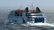 Imagem de Interrupção das viagens de barco para o Porto Santo gera protestos