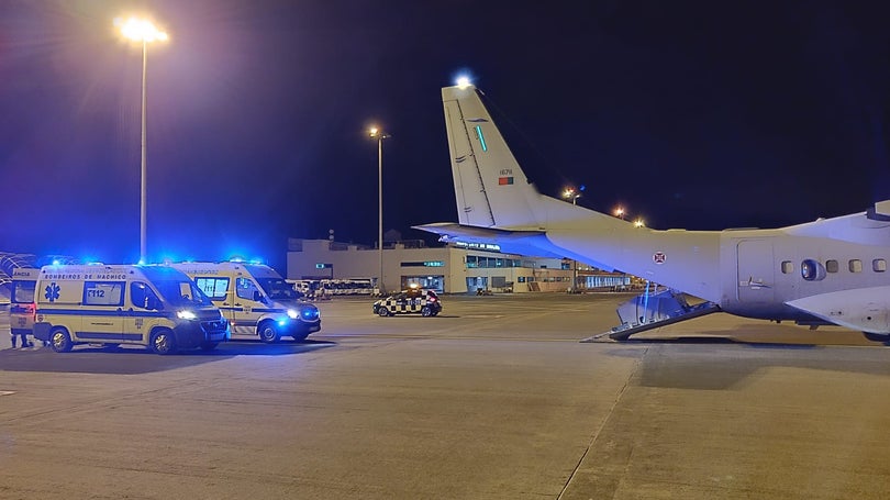 Imagem de Dois doentes transportados de urgência para a Madeira
