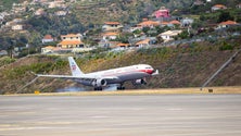Imagem de Emigrantes aproveitam o verão para fazer férias na Madeira