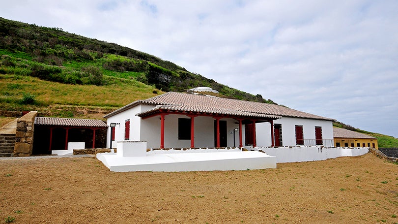 Imagem de Reaberto o acesso aos centros ambientais do Faial