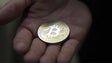 Imagem de Bitcoin atinge novo máximo