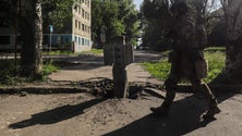 Imagem de Exército ucraniano resiste em Severodonetsk a forte ofensiva russa