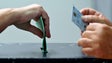 Imagem de Europeias: Fim do número de eleitor e voto antecipado para todos