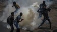 Manifestantes incendeiam residência privada do primeiro-ministro do Sri Lanka