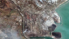 Imagem de Rússia diz-se pronta para tréguas no complexo Azovstal em Mariupol