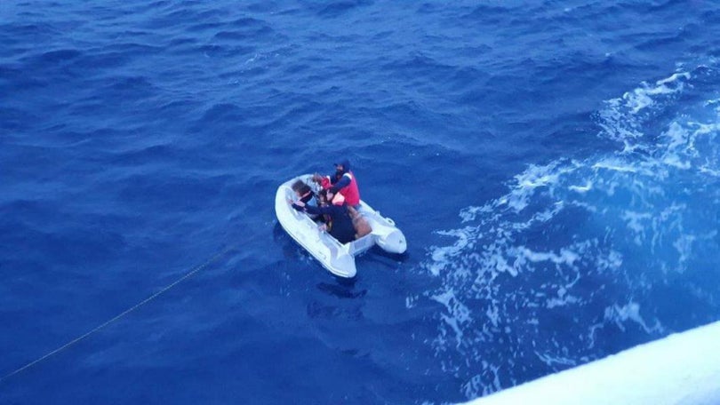 Quatro pessoas resgatadas 574 kms da ilha Terceira