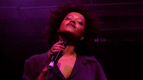 Imagem de Morreu a cantora Sara Tavares